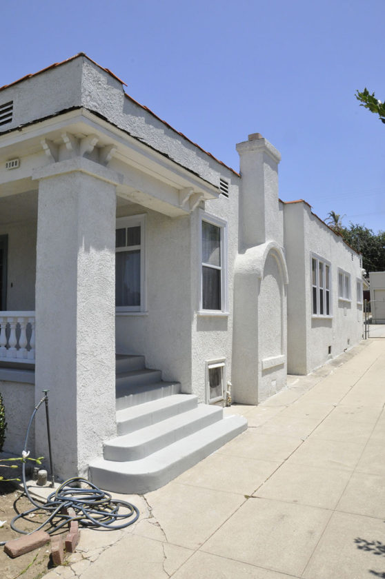 Parson Architecture Los Angeles Modern Architecture Oxford Square Construction Renovation Exterior Stucco